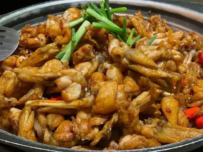 毒蘑菇和两只青蛙的有趣问题，一种反直觉的概率